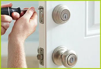 Expert Locksmith Services Abington, MA 781-298-3439 - 13-new-locks-installation